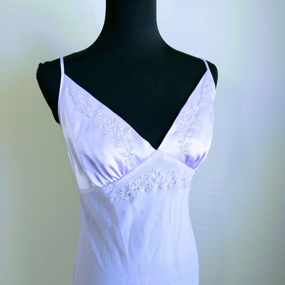 Madison Studio Intimates Slip Dress - Picture 5 of 12